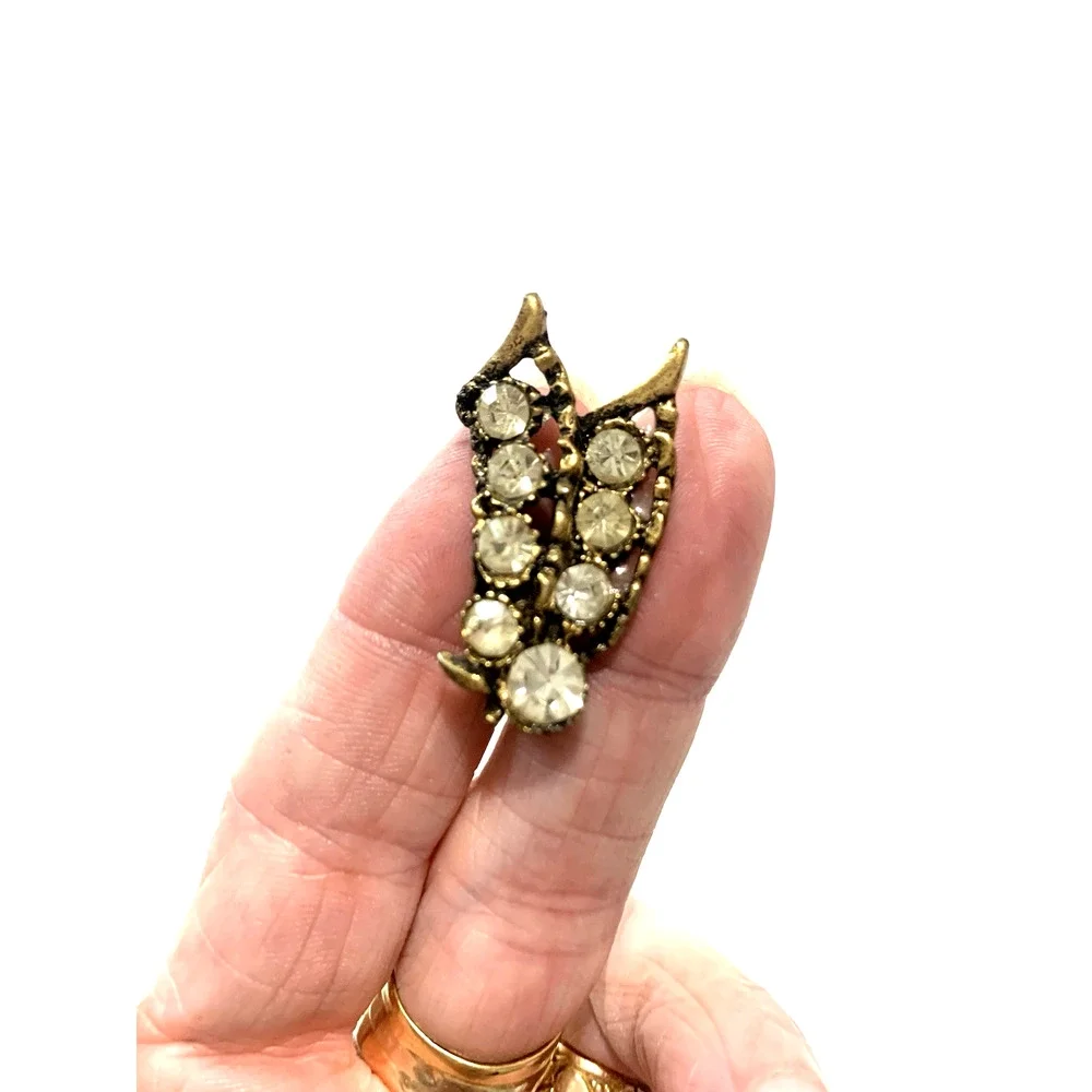 Vintage Clear Rhinestone Small Antiqued Gold Tone Brooch Lingerie Pin Leaf